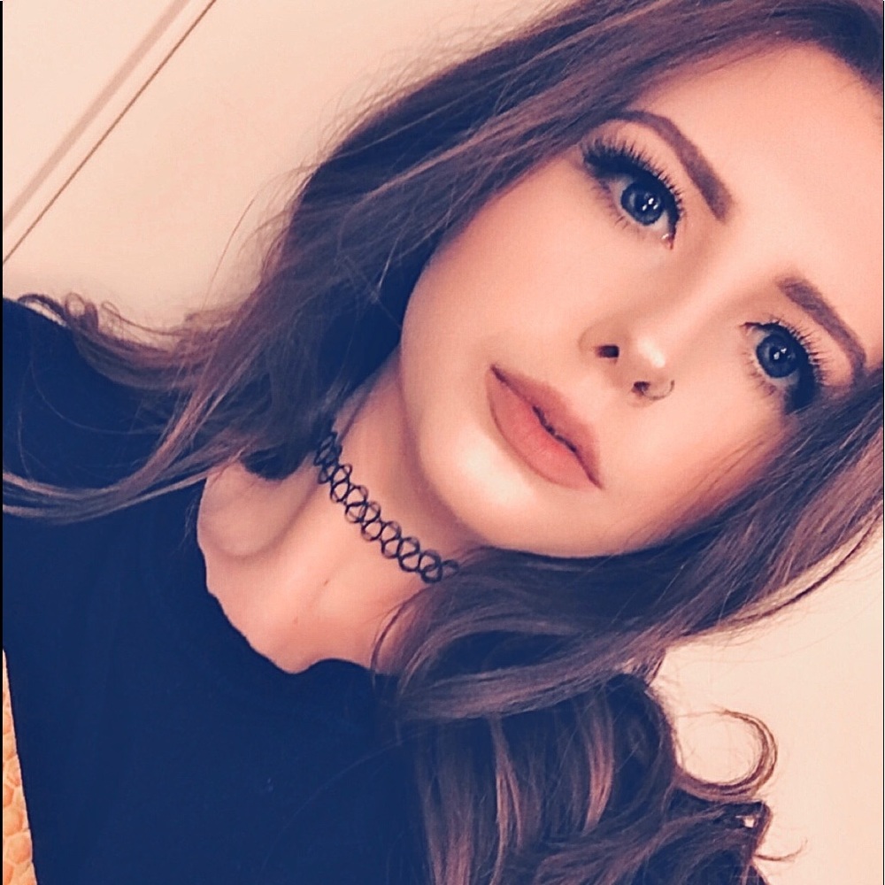 Meet your Posher, Maddy